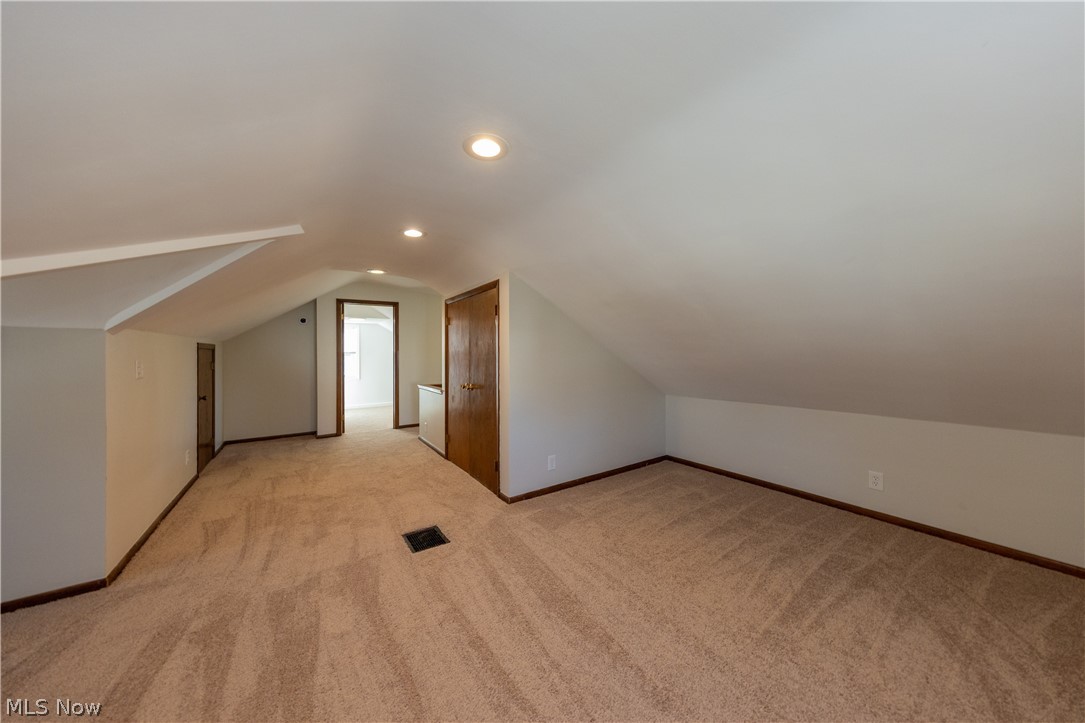 1560 Holmden Road South Euclid OH 44121