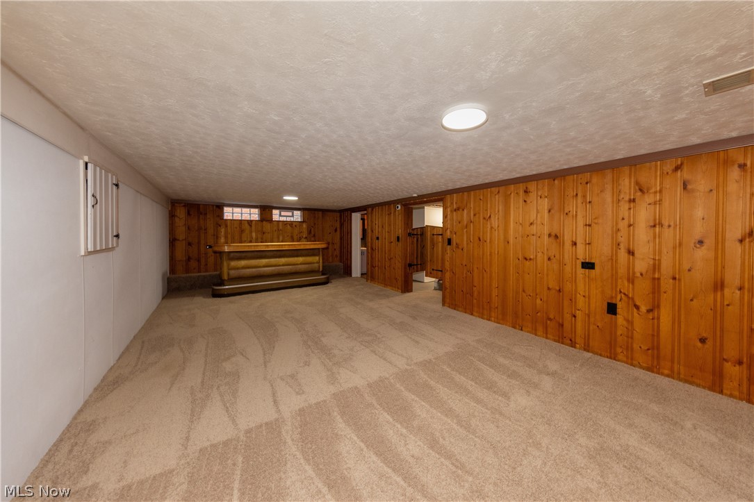 1560 Holmden Road South Euclid OH 44121