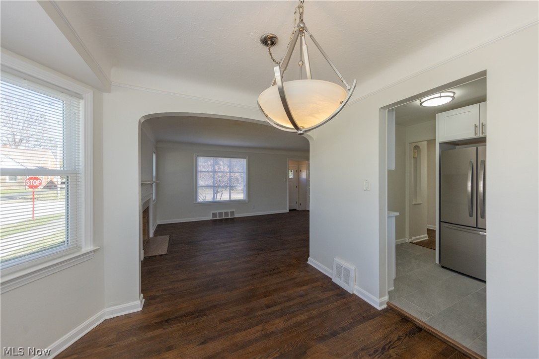 1560 Holmden Road South Euclid OH 44121