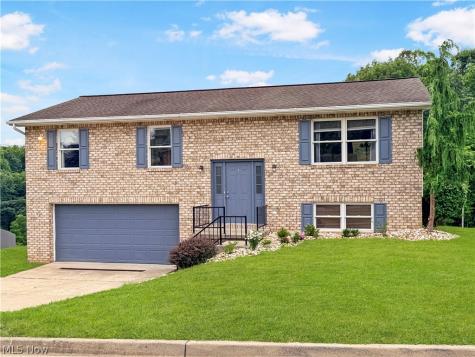 3233 Saint Charles Drive Steubenville OH 43952