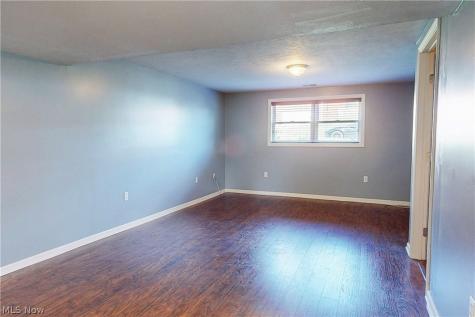3233 Saint Charles Drive Steubenville OH 43952