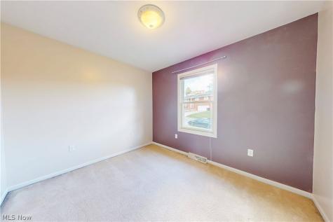 3233 Saint Charles Drive Steubenville OH 43952