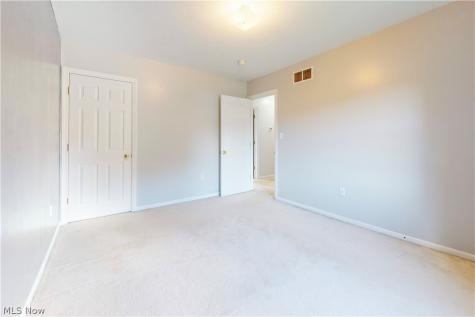 3233 Saint Charles Drive Steubenville OH 43952