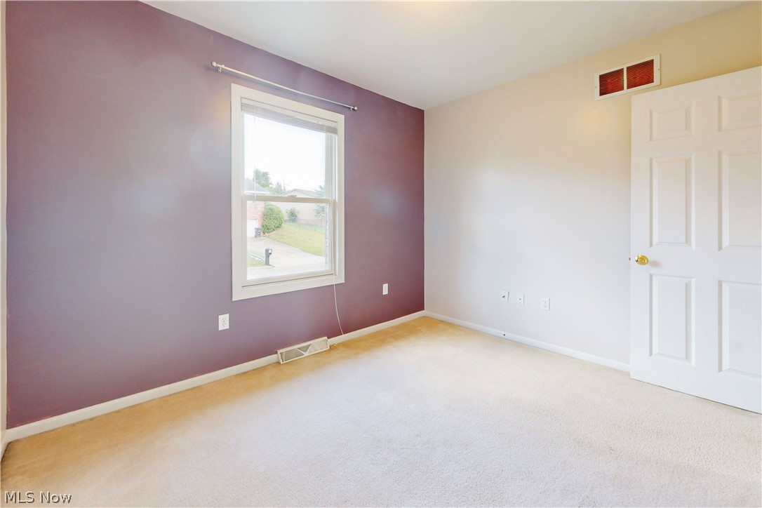 3233 Saint Charles Drive Steubenville OH 43952