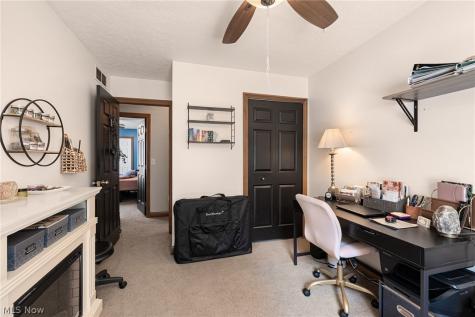 5464 Whitehaven Avenue North Olmsted OH 44070