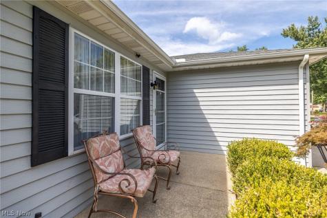 5464 Whitehaven Avenue North Olmsted OH 44070