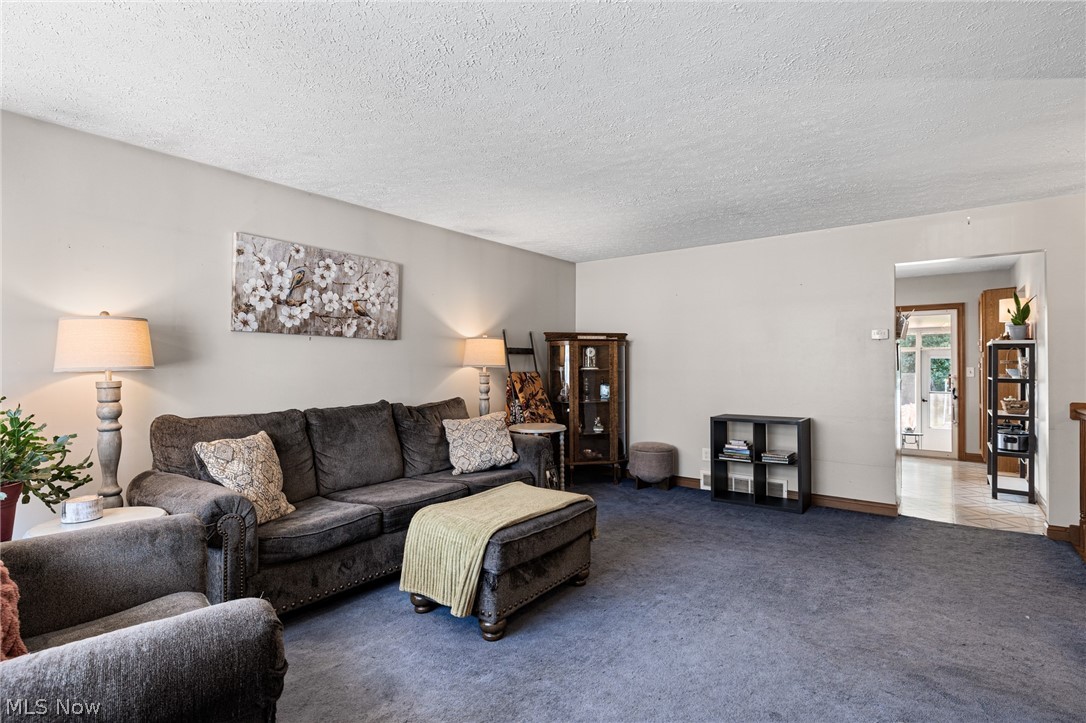 5464 Whitehaven Avenue North Olmsted OH 44070