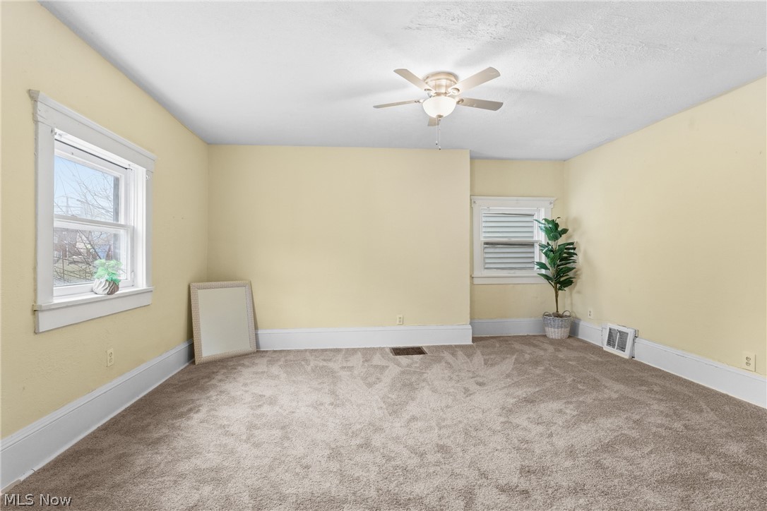 1024 Rex Avenue NE Canton OH 44704