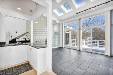8709 Deer Creek Drive Broadview Heights OH 44147