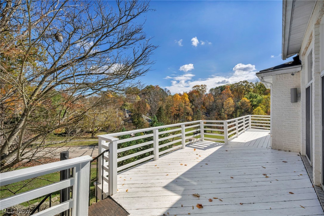 8709 Deer Creek Drive Broadview Heights OH 44147