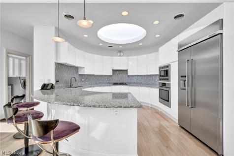 8709 Deer Creek Drive Broadview Heights OH 44147