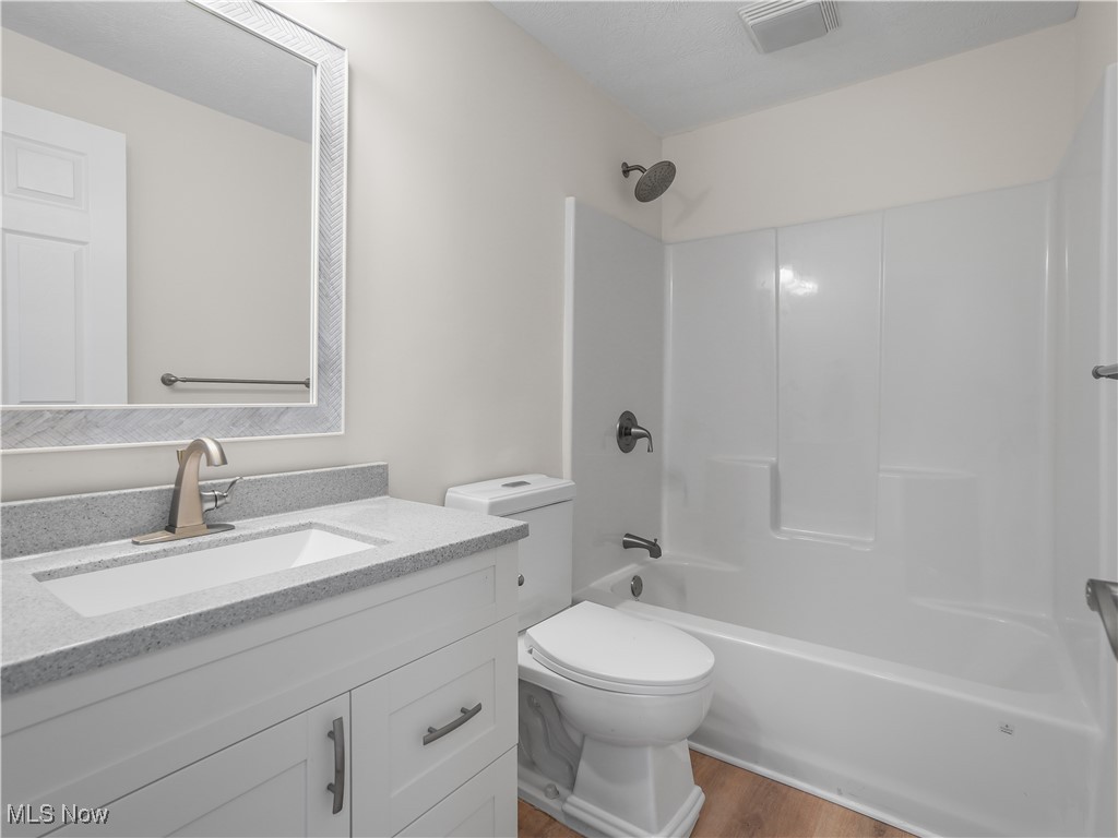 15745 Auburn Road Newbury OH 44065