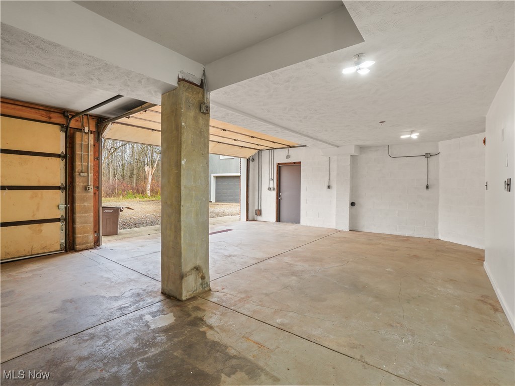 15745 Auburn Road Newbury OH 44065