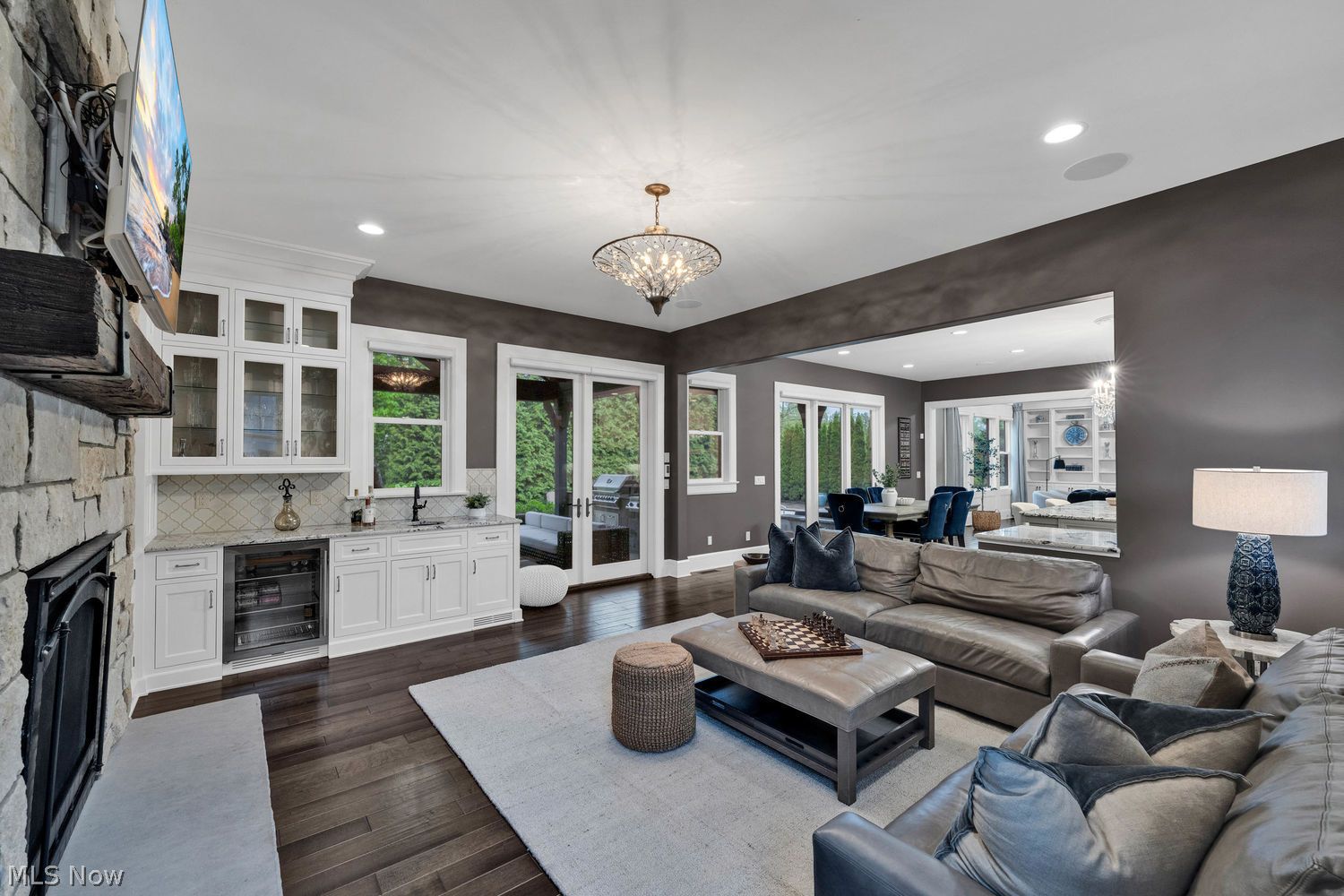 2366 Fox Run Westlake OH 44145
