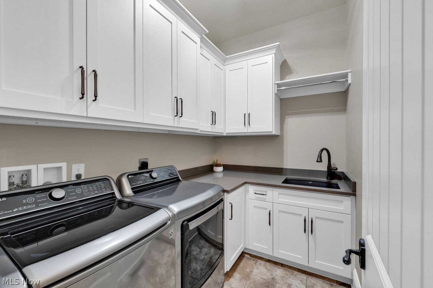 2366 Fox Run Westlake OH 44145