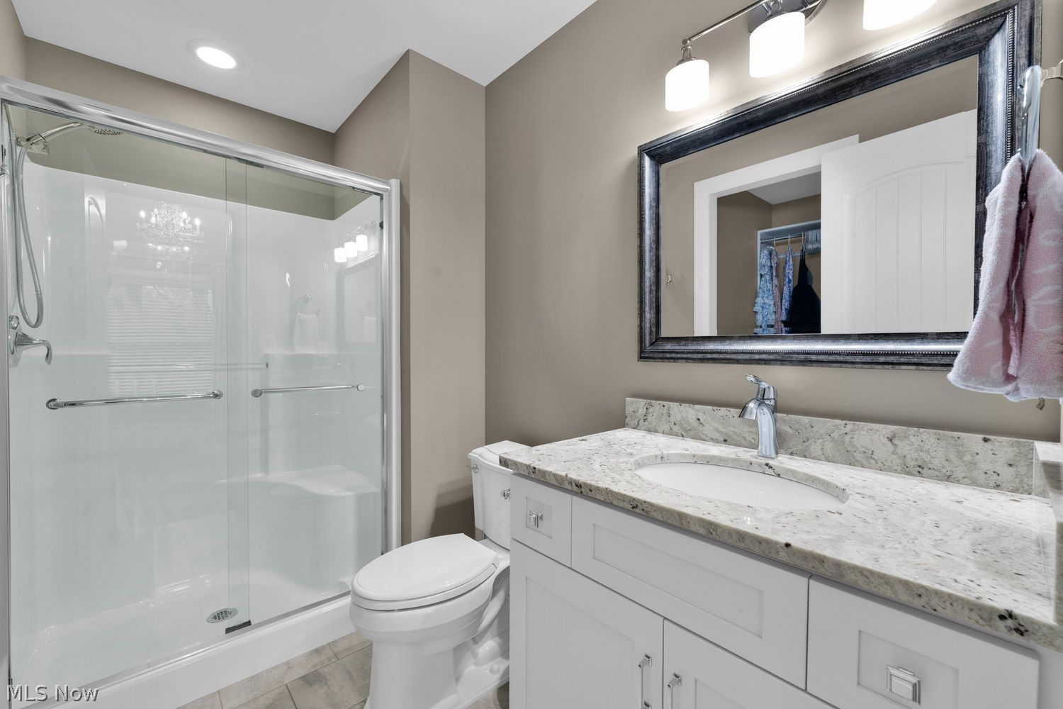 2366 Fox Run Westlake OH 44145
