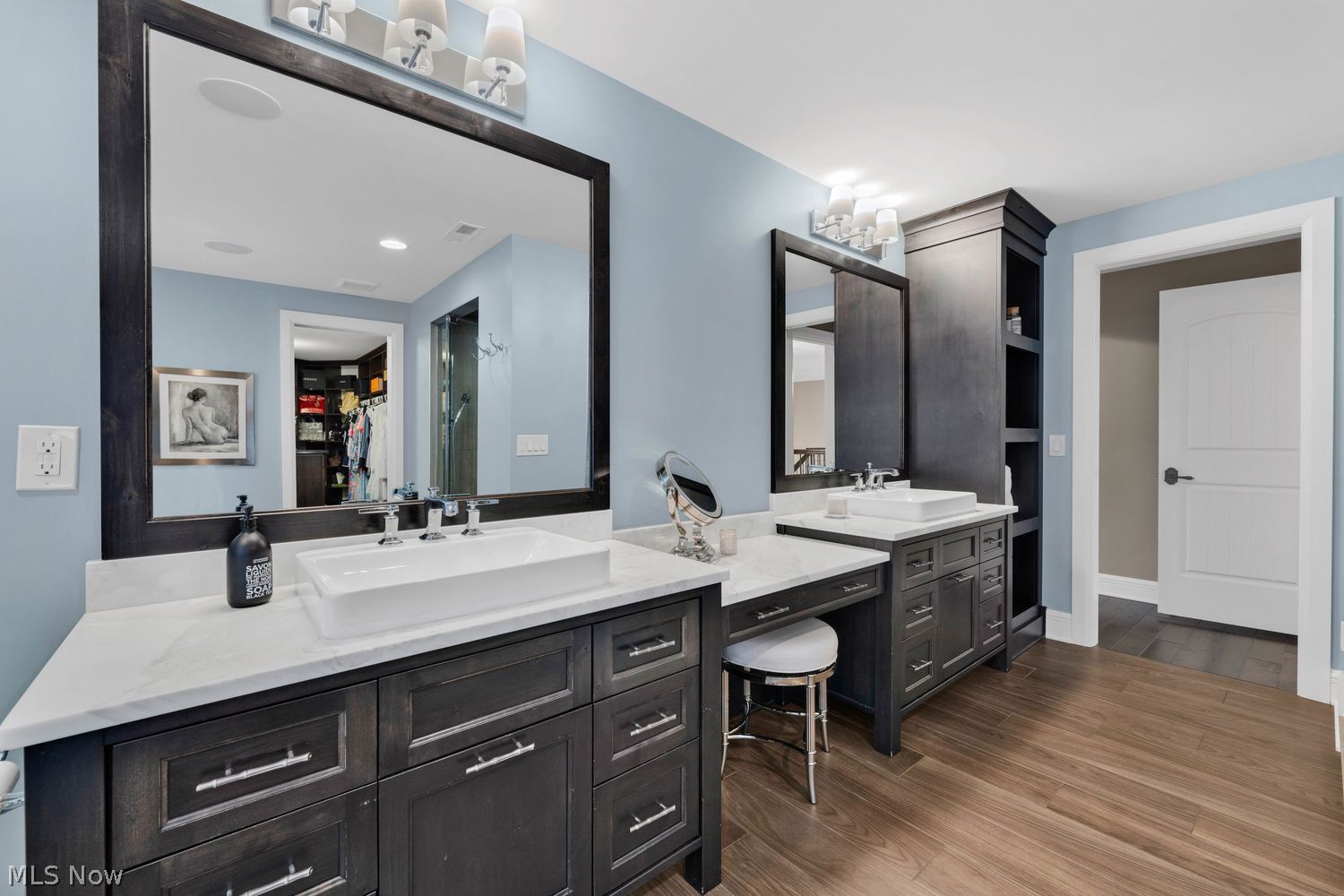 2366 Fox Run Westlake OH 44145
