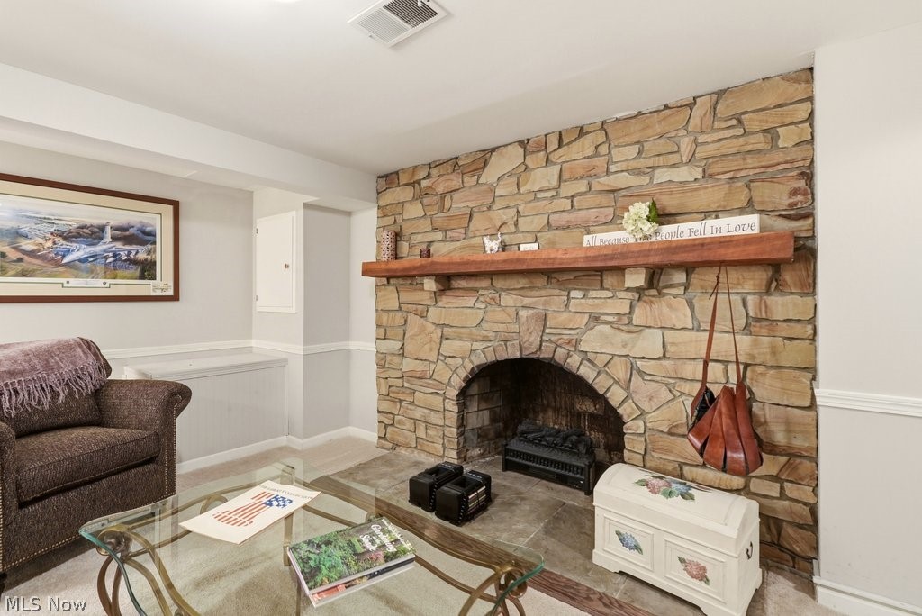 1976 Stabler Road Akron OH 44313