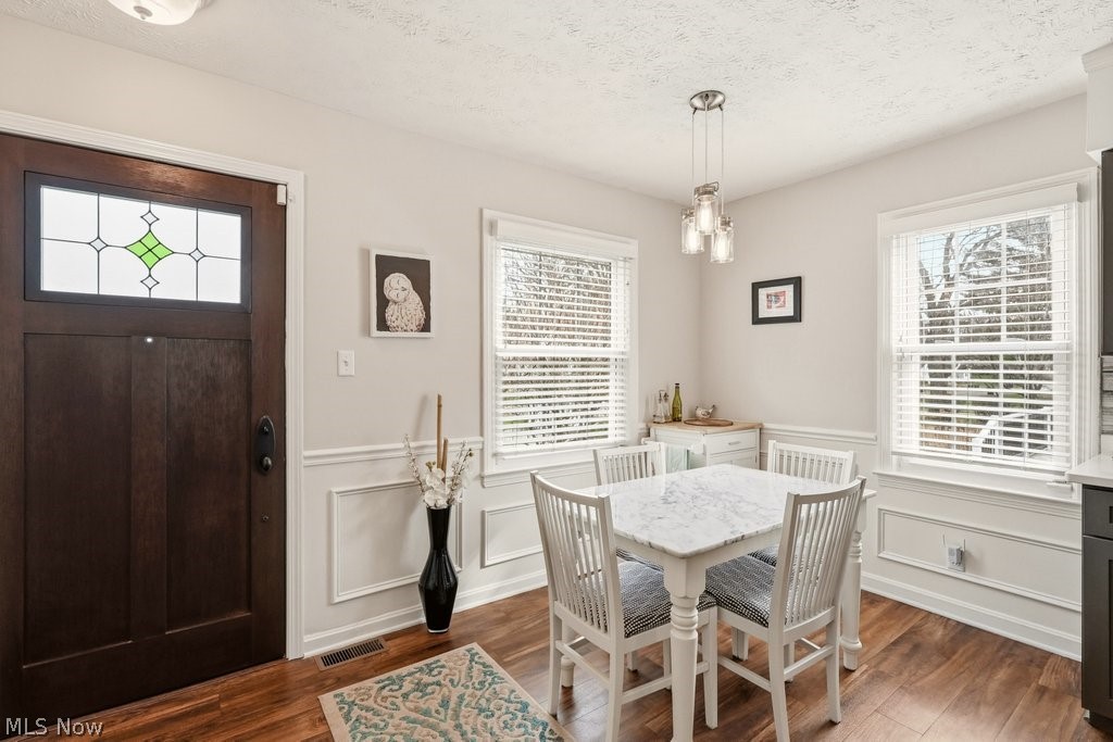 1976 Stabler Road Akron OH 44313