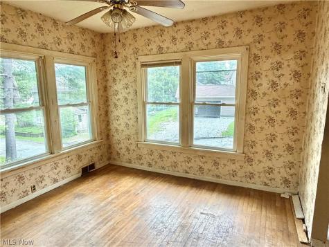 2618 Adams Street Lakemore OH 44250