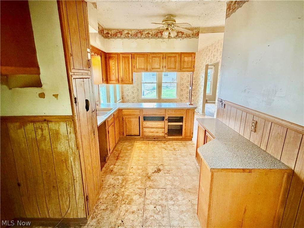 2618 Adams Street Lakemore OH 44250
