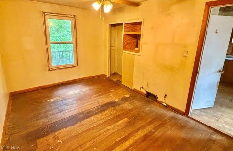 2618 Adams Street Lakemore OH 44250