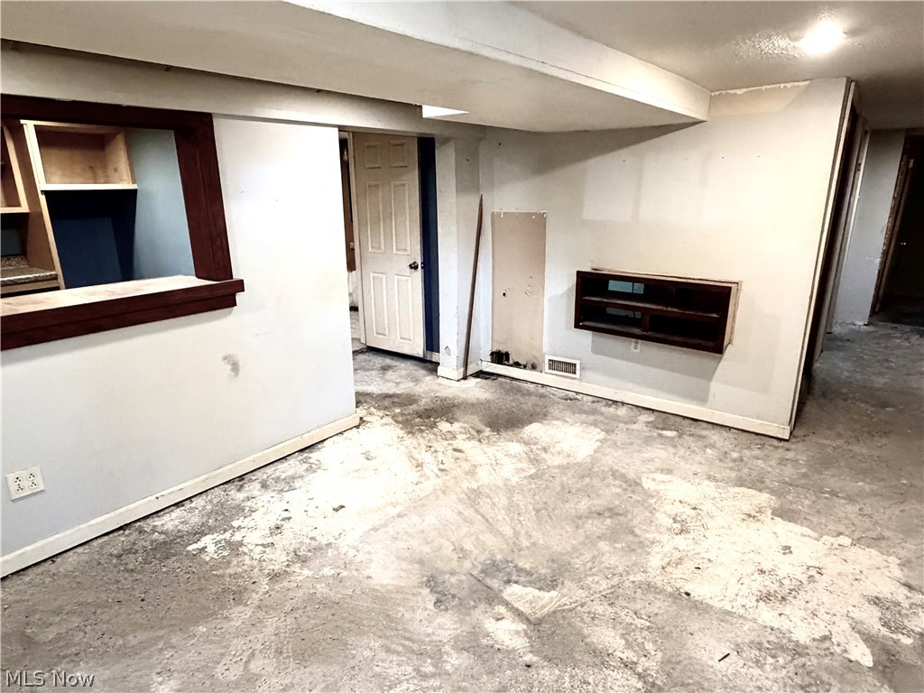2618 Adams Street Lakemore OH 44250