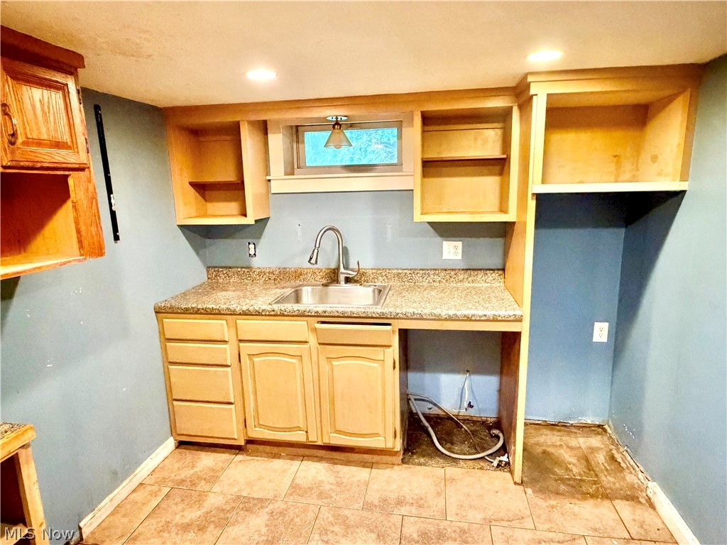 2618 Adams Street Lakemore OH 44250