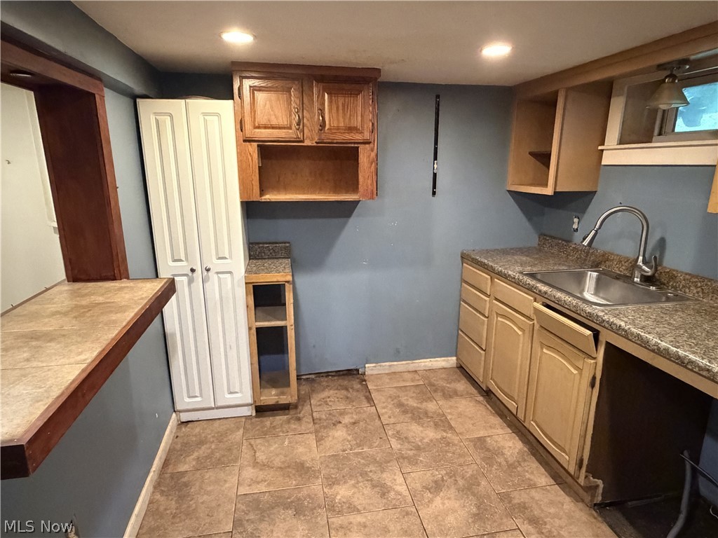 2618 Adams Street Lakemore OH 44250