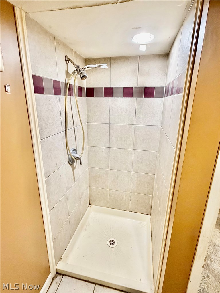 2618 Adams Street Lakemore OH 44250
