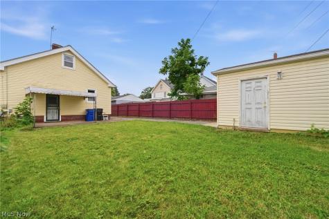 13840 Sacramento Avenue Cleveland OH 44111