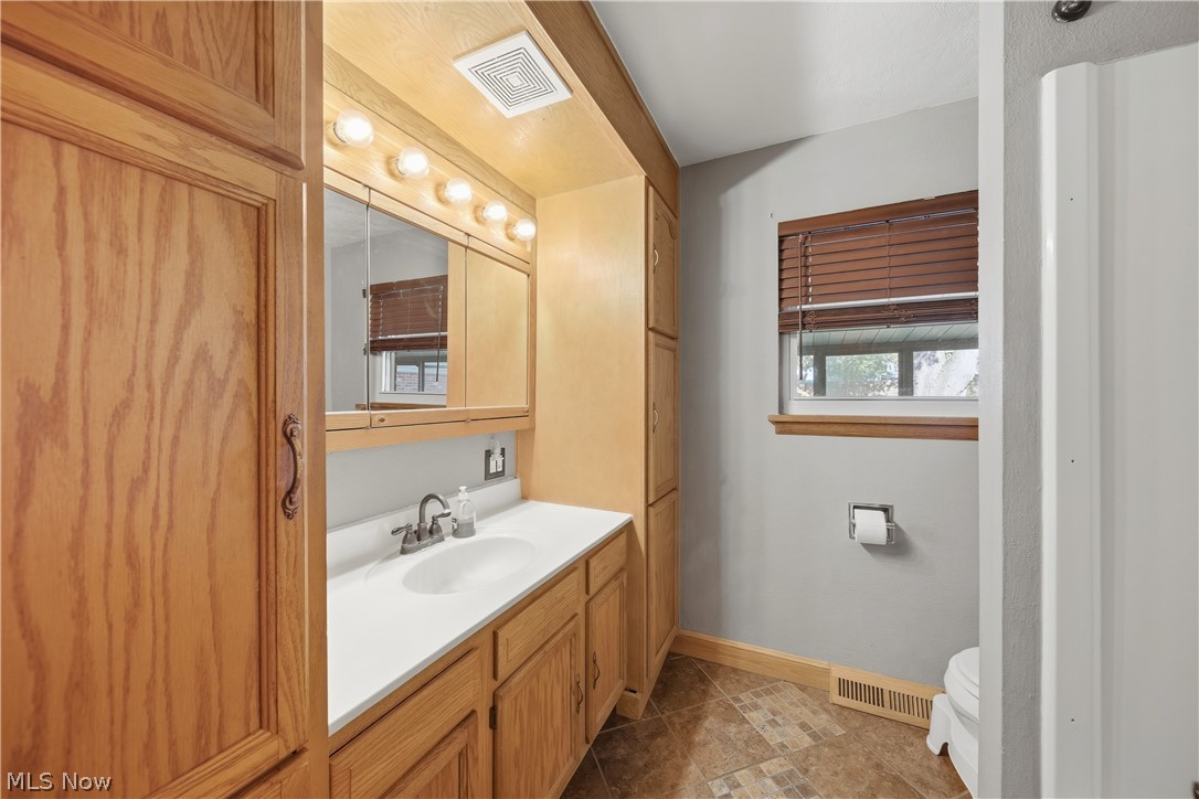 6499 Navarre Road SW Navarre OH 44662