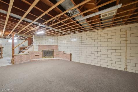 6499 Navarre Road SW Navarre OH 44662