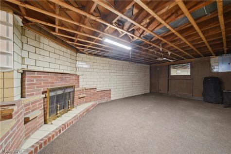 6499 Navarre Road SW Navarre OH 44662