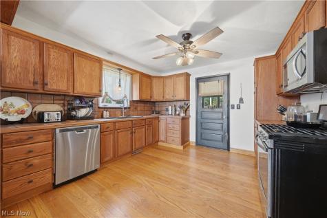 6499 Navarre Road SW Navarre OH 44662