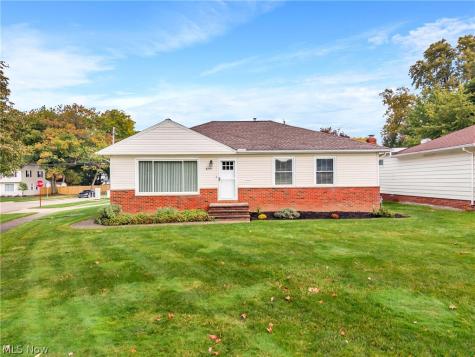4799 N Sedgewick Road Lyndhurst OH 44124