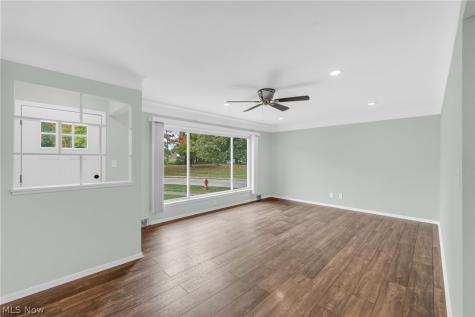 4799 N Sedgewick Road Lyndhurst OH 44124