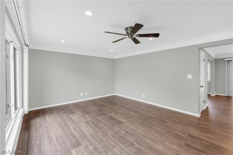 4799 N Sedgewick Road Lyndhurst OH 44124