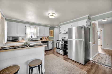 3945 W 210th Street Fairview Park OH 44126