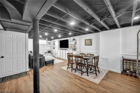 3945 W 210th Street Fairview Park OH 44126