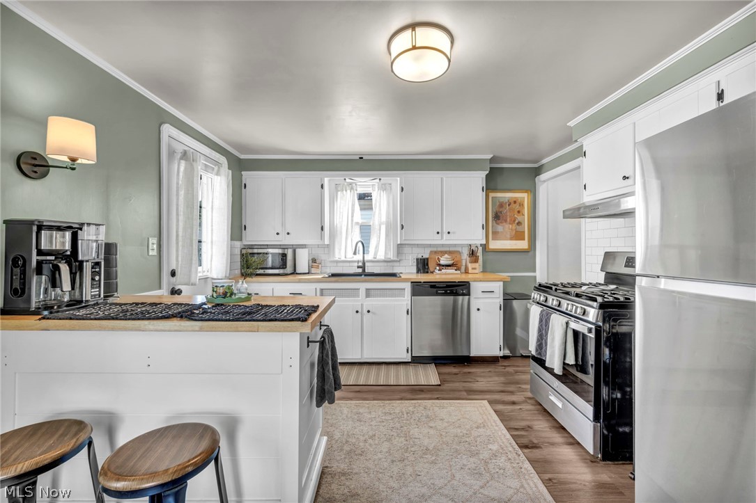 3945 W 210th Street Fairview Park OH 44126