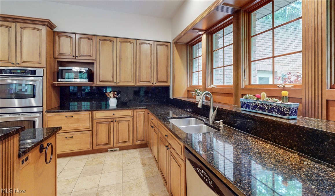 1798 Great Run Lane Akron OH 44333