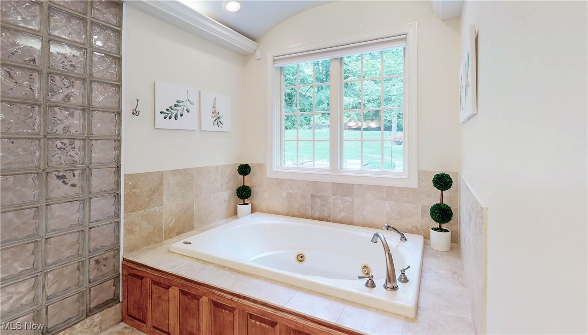 1798 Great Run Lane Akron OH 44333