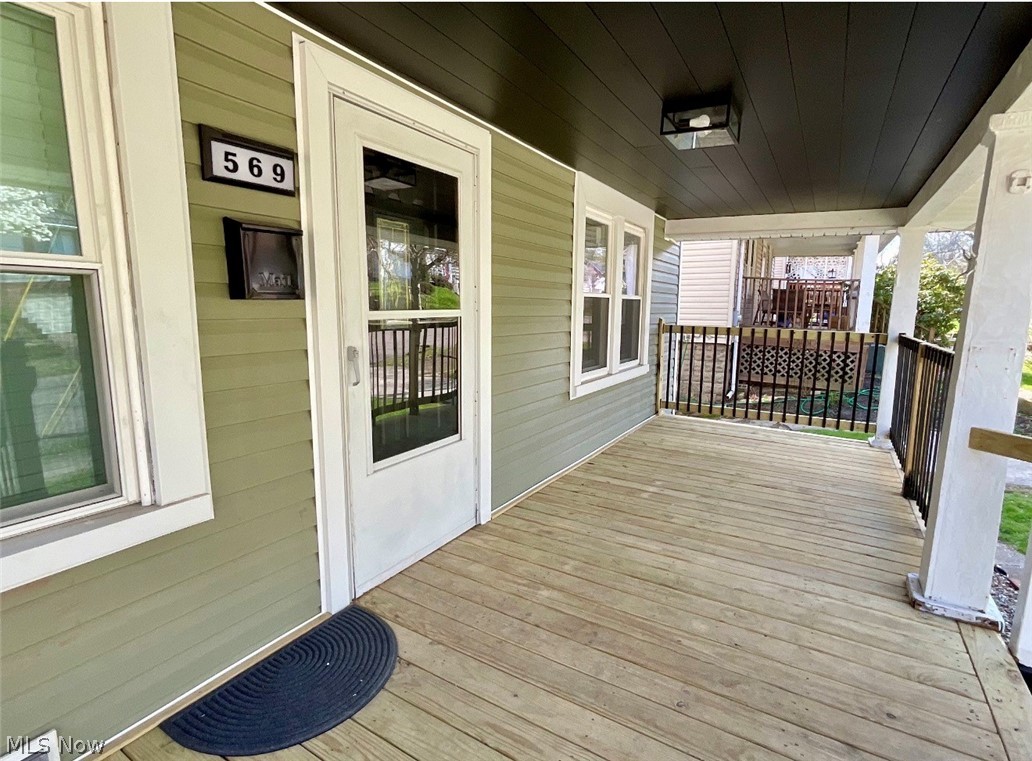 569 Barwell Street Akron OH 44303