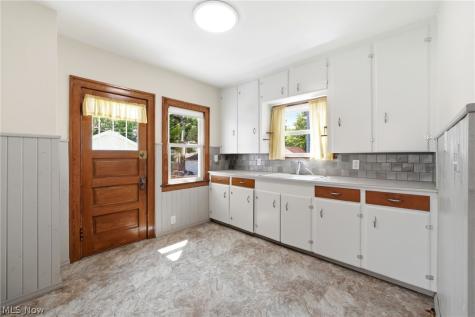 3405 W 130th Street Cleveland OH 44111