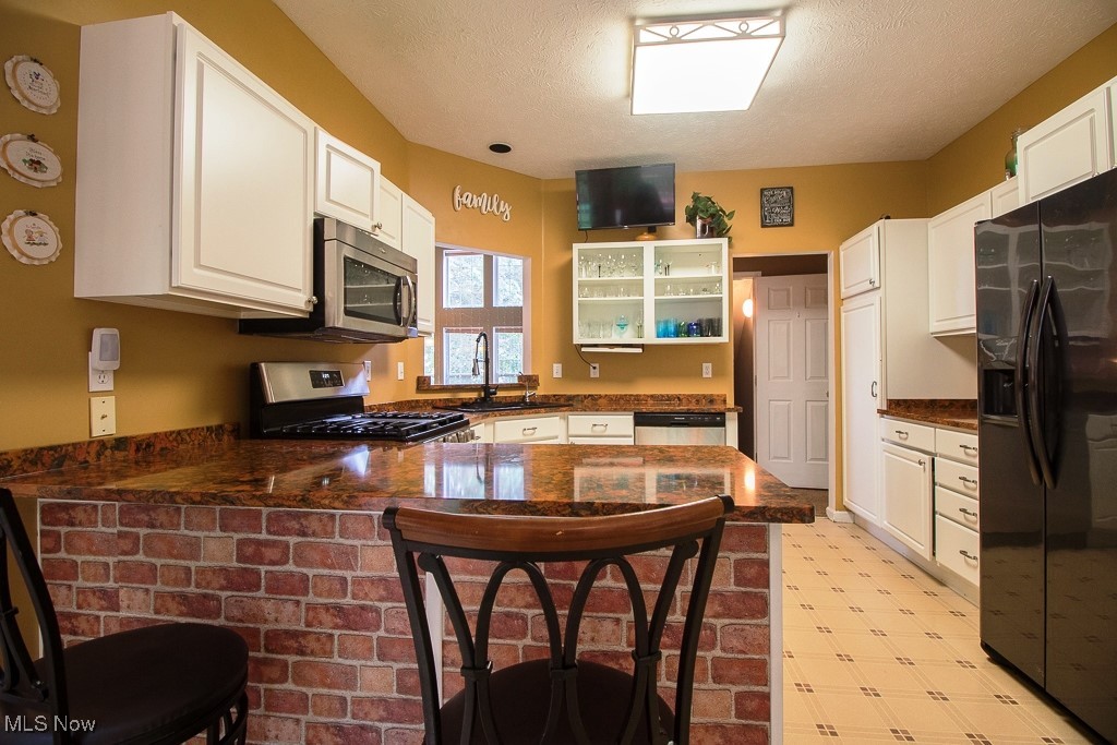 403 Downing Drive Chardon OH 44024