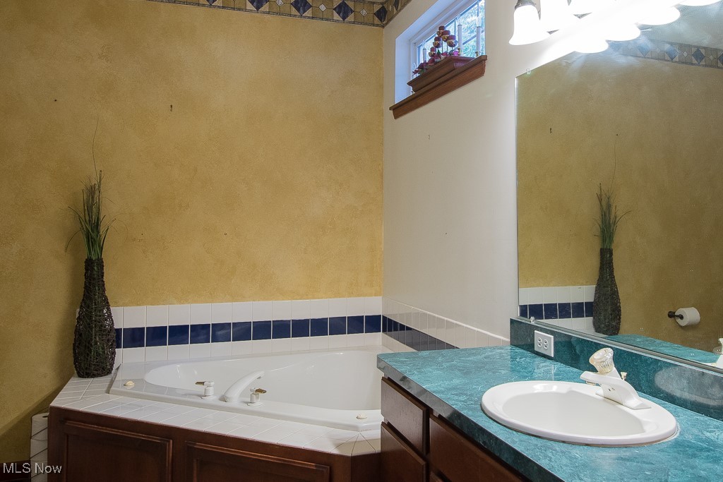 403 Downing Drive Chardon OH 44024