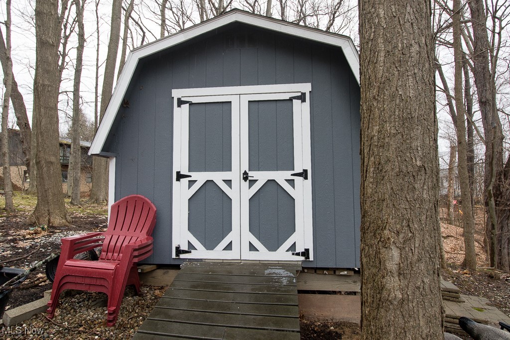 403 Downing Drive Chardon OH 44024