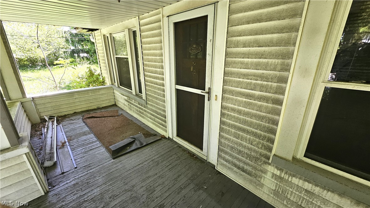 14522 Granger Road Maple Heights OH 44137