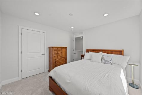 8259 Brookview Lane Mentor OH 44060